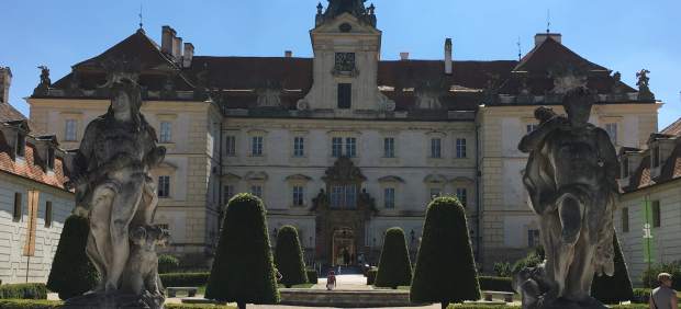 Castillo de Valtice, sede del Salón Nacional de Vinos de la República Checa.